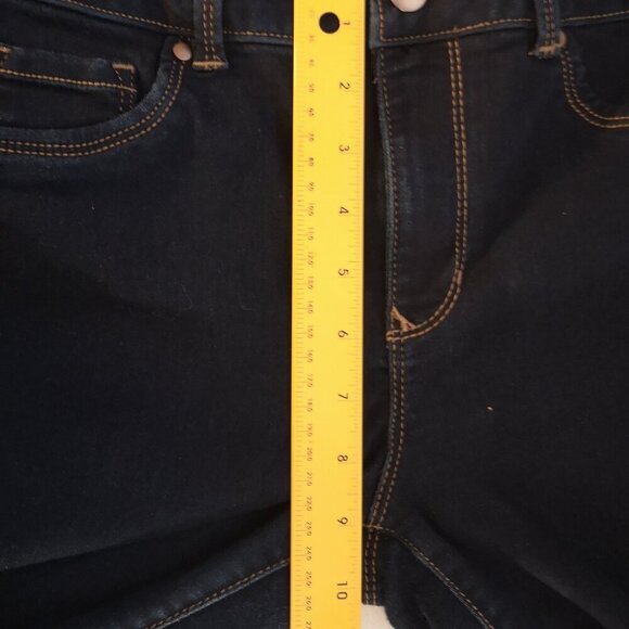 d. Jeans Ladies Dark Wash Size 6 Slim Leg Denim Jeans - Picture 10 of 11